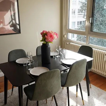 Le Neyst Apartment