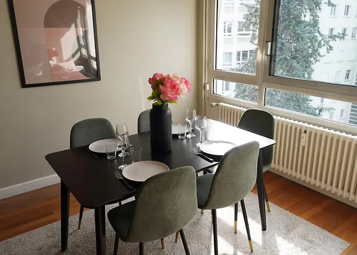 Le Neyst Apartment